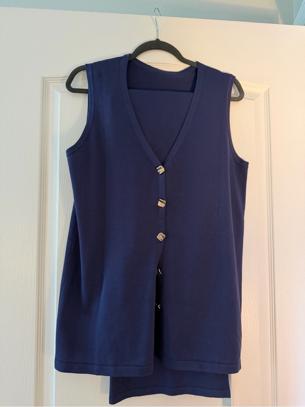 NWT Commense Navy Sleeveless V-Neck Button Front Tank and sweater pants set